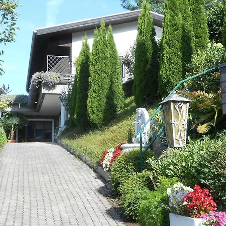 Haus Maier アパート