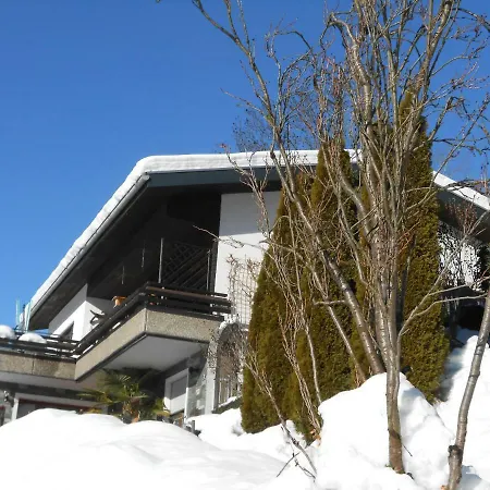 Haus Maier アパート